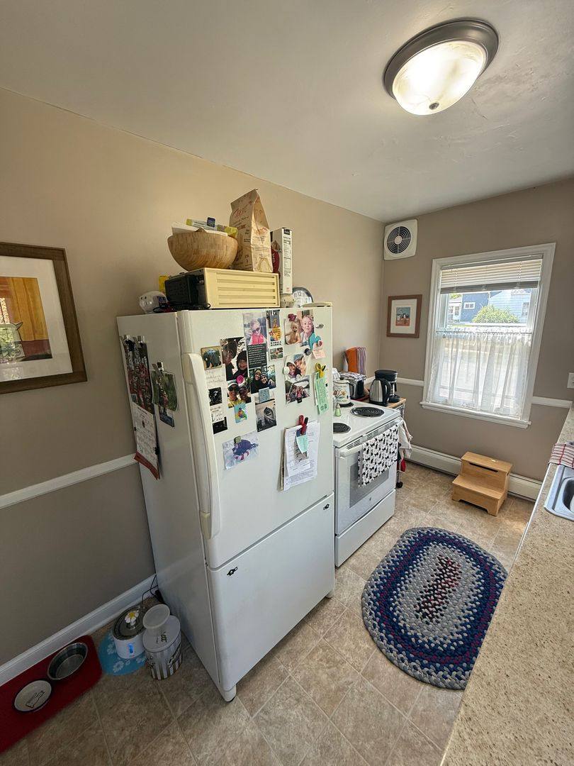 Apartment for rent at 31 Winona St W, Saint Paul, MN 55107