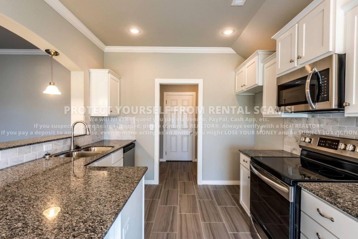 House for rent at 4488 W Wales Dr, Fayetteville, AR 72704