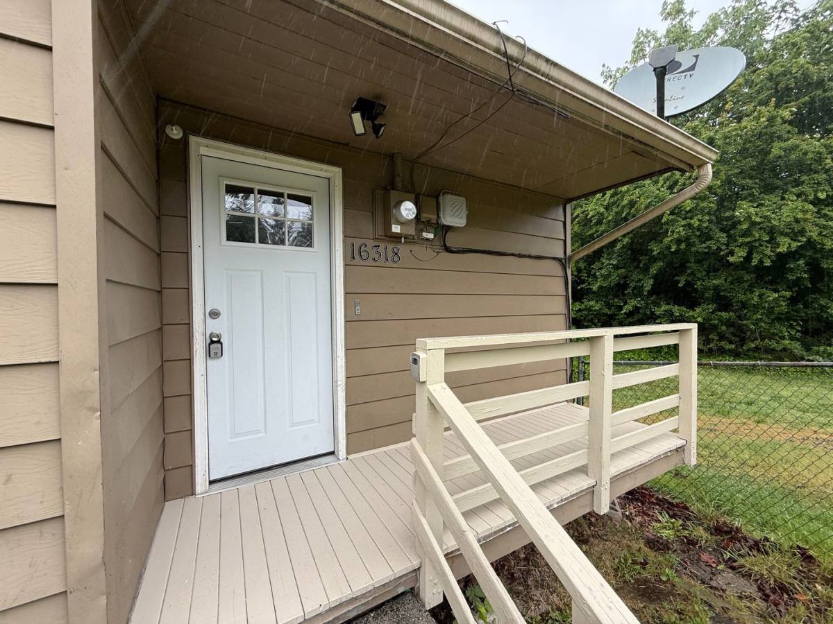 House for rent at 16318 48th Ave W, Edmonds, WA 98026