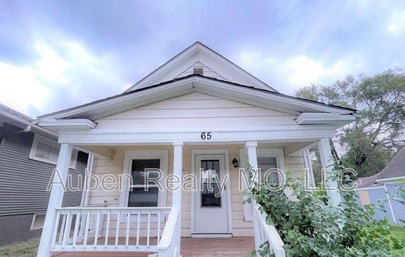 House for rent at 65 S 19th St, Kansas City, KS 66102
