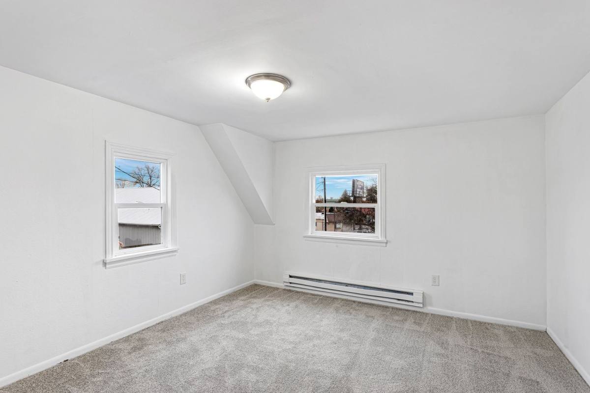Apartment for rent at 1518 7th St, Marysville, WA 98270