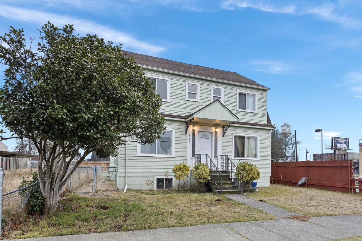 Apartment for rent at 1518 7th St, Marysville, WA 98270