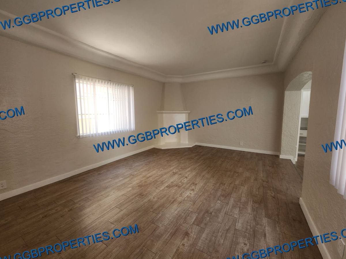 Apartment for rent at 424 E 16th St, Long Beach, CA 90813