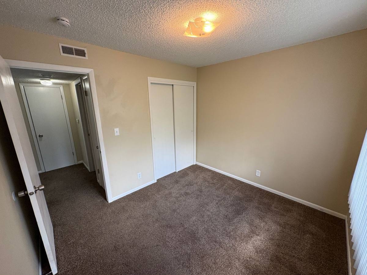 Apartment for rent at 2510 E St, Lincoln, NE 68510