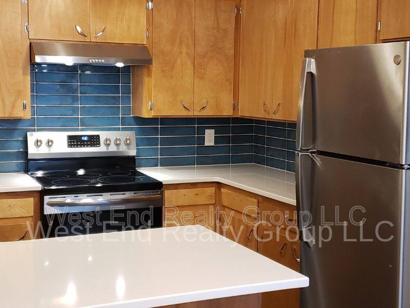 Apartment for rent at 352 W 5th St, Loveland, CO 80537