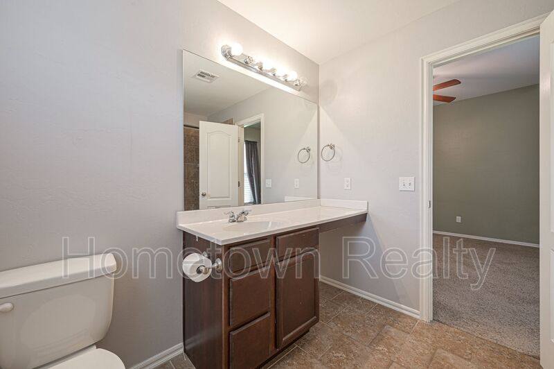 Apartment for rent at 11521 SW 24th St, Yukon, OK 73099