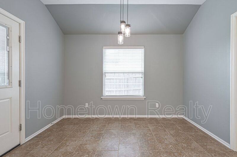 Apartment for rent at 11521 SW 24th St, Yukon, OK 73099