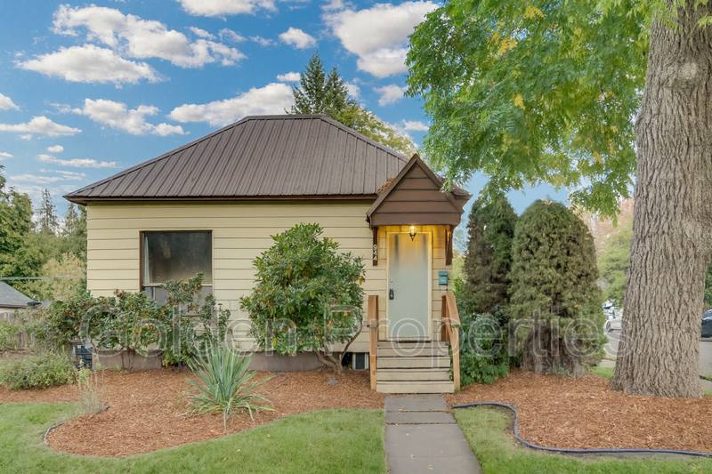 House for rent at 944 N 7th St, Coeur D Alene, ID 83814