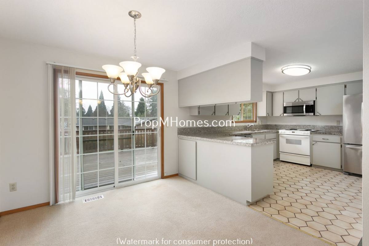 House for rent at 16524 SE Gordon St, Portland, OR 97267