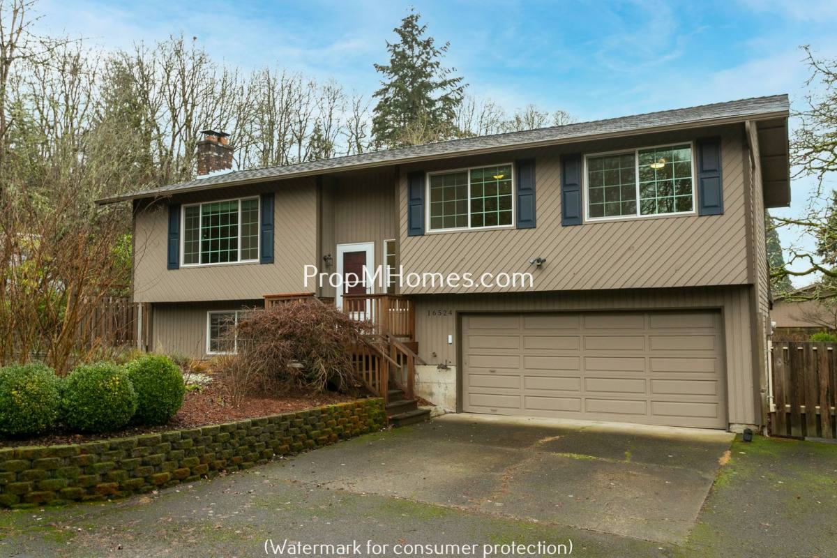 House for rent at 16524 SE Gordon St, Portland, OR 97267