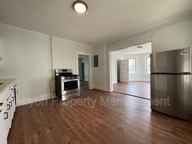 Apartment for rent at 19 Chester St #1F, Woonsocket, RI 02895