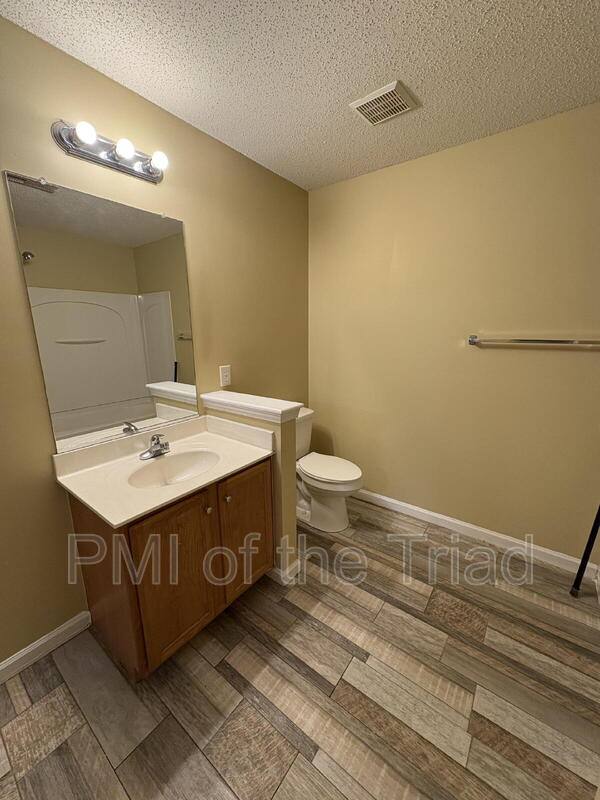 House for rent at 152 Drewsbury Dr, Greensboro, NC 27455