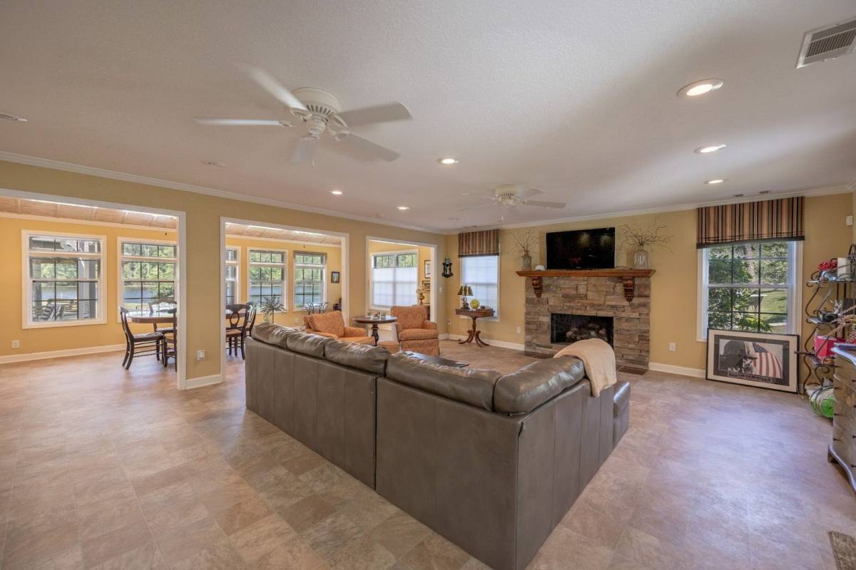 House for rent at 1211 Pulaski Rd, Statesboro, GA 30458