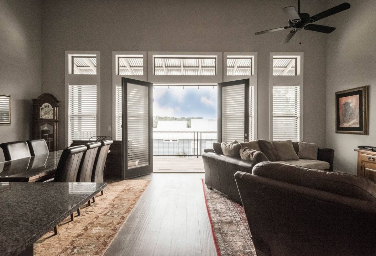 House for rent at 1121 N Academy #B, New Braunfels, TX 78130