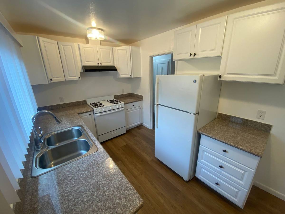 House for rent at 21411 Locust St, Hayward, CA 94541