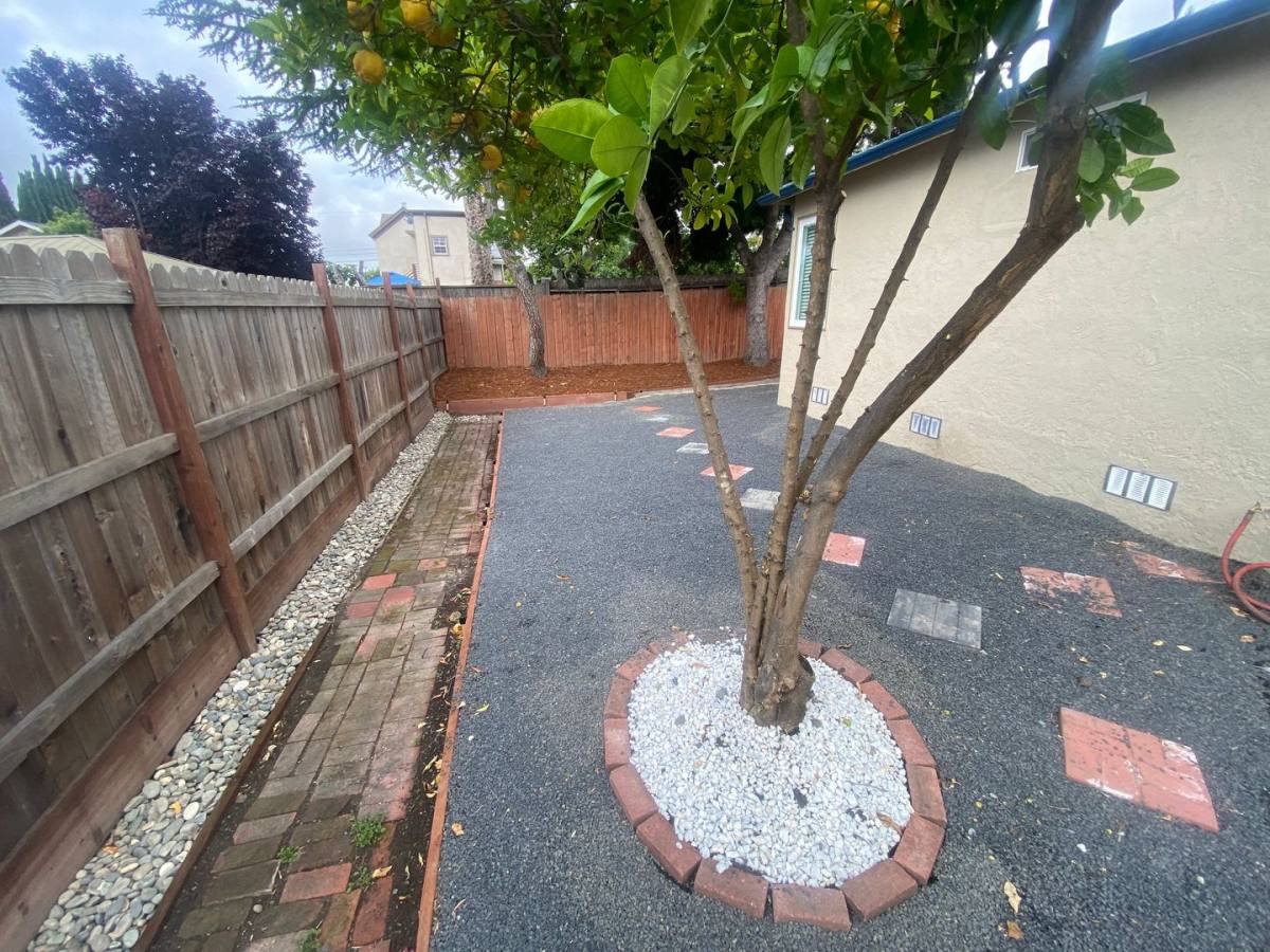 House for rent at 21411 Locust St, Hayward, CA 94541