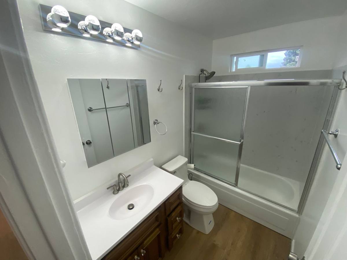 House for rent at 21411 Locust St, Hayward, CA 94541