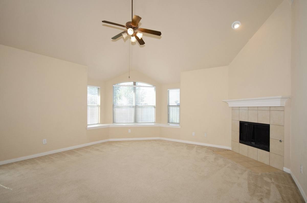 House for rent at 907 Mustang Ridge Dr, Plano, TX 75094