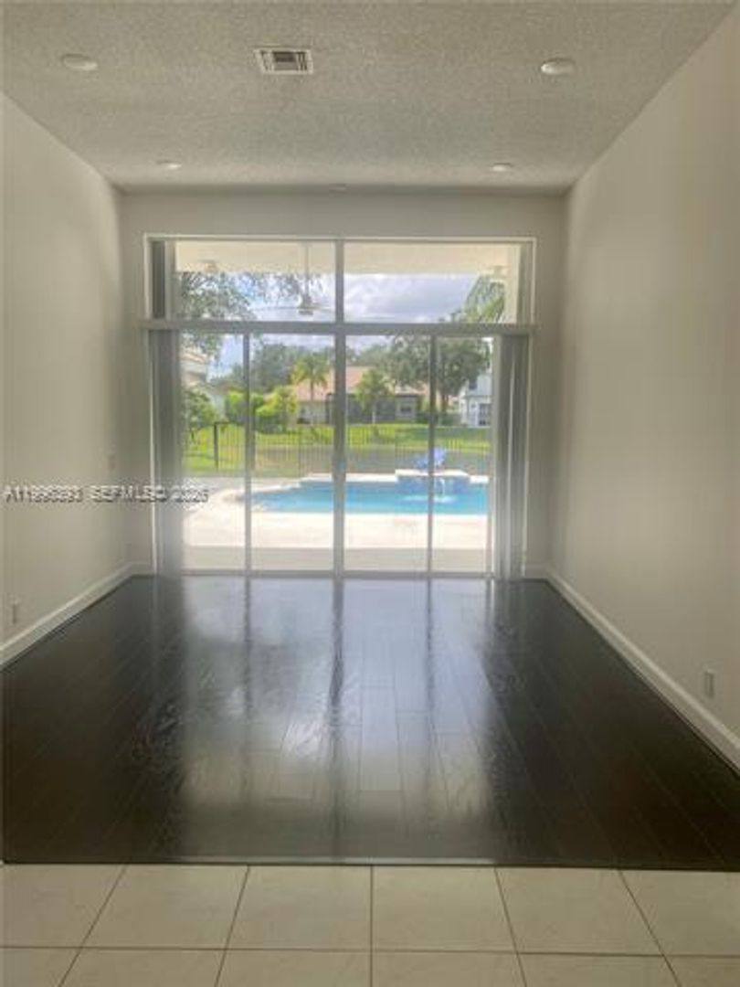 House for rent at 3066 Lakewood Circle, Fort Lauderdale, FL 33332