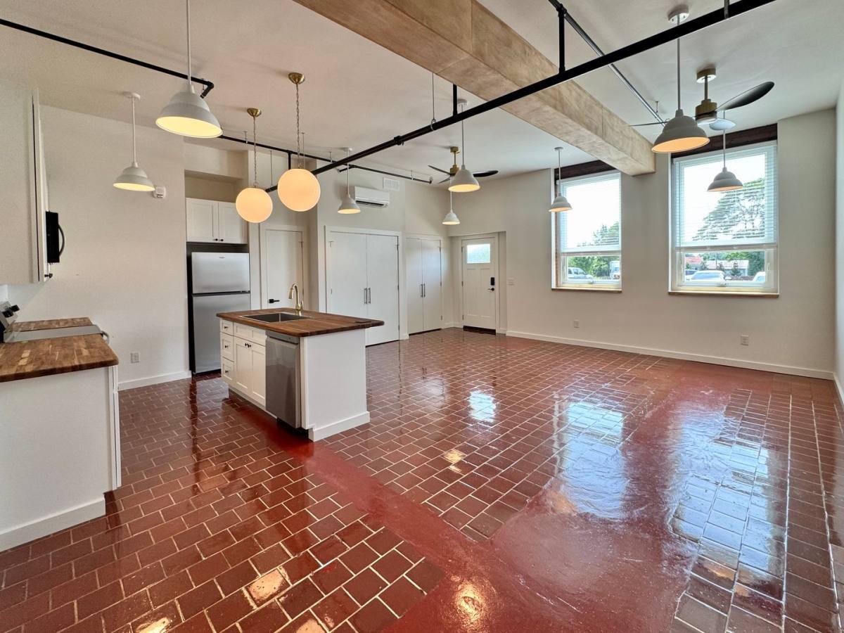 Apartment for rent at 510 S College St, Morganton, NC 28655