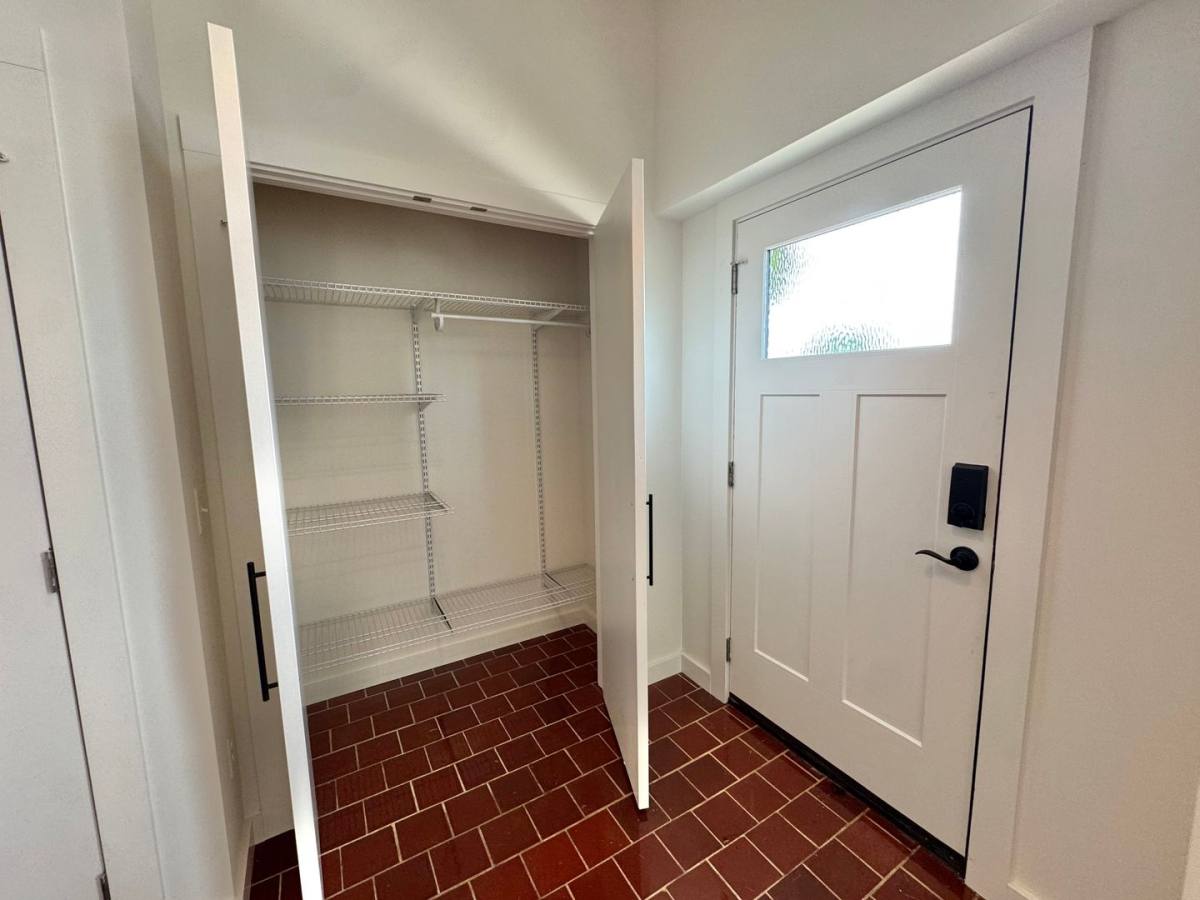 Apartment for rent at 510 S College St, Morganton, NC 28655