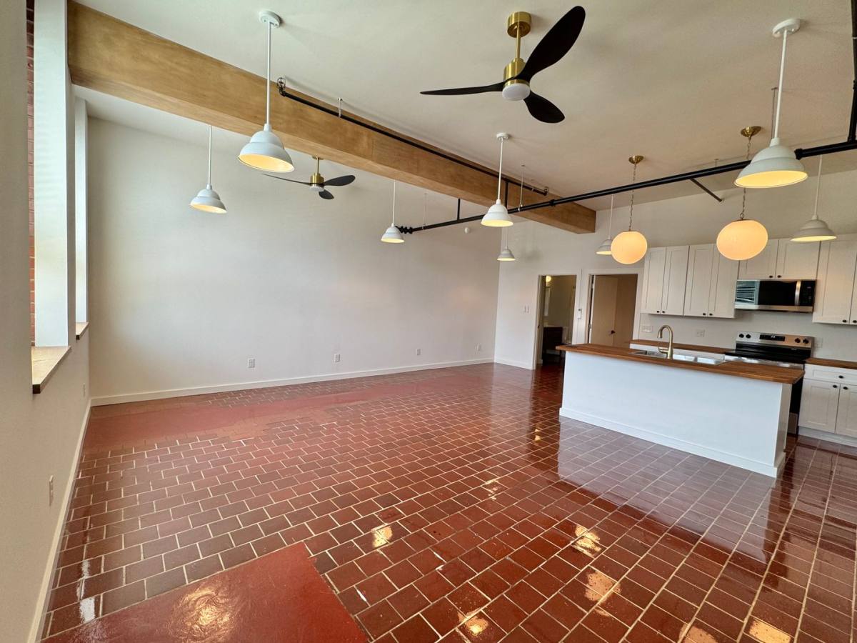 Apartment for rent at 510 S College St, Morganton, NC 28655