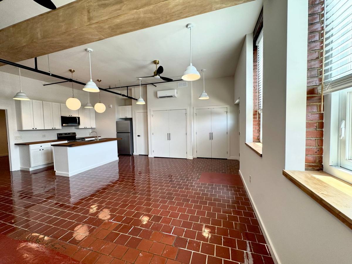 Apartment for rent at 510 S College St, Morganton, NC 28655