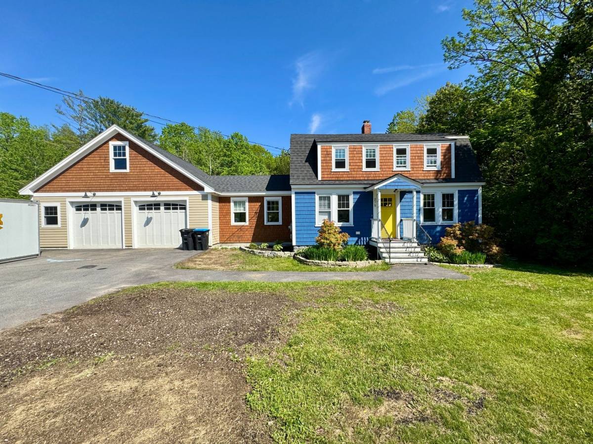 House for rent at 275 Middle Rd, Falmouth, ME 04105