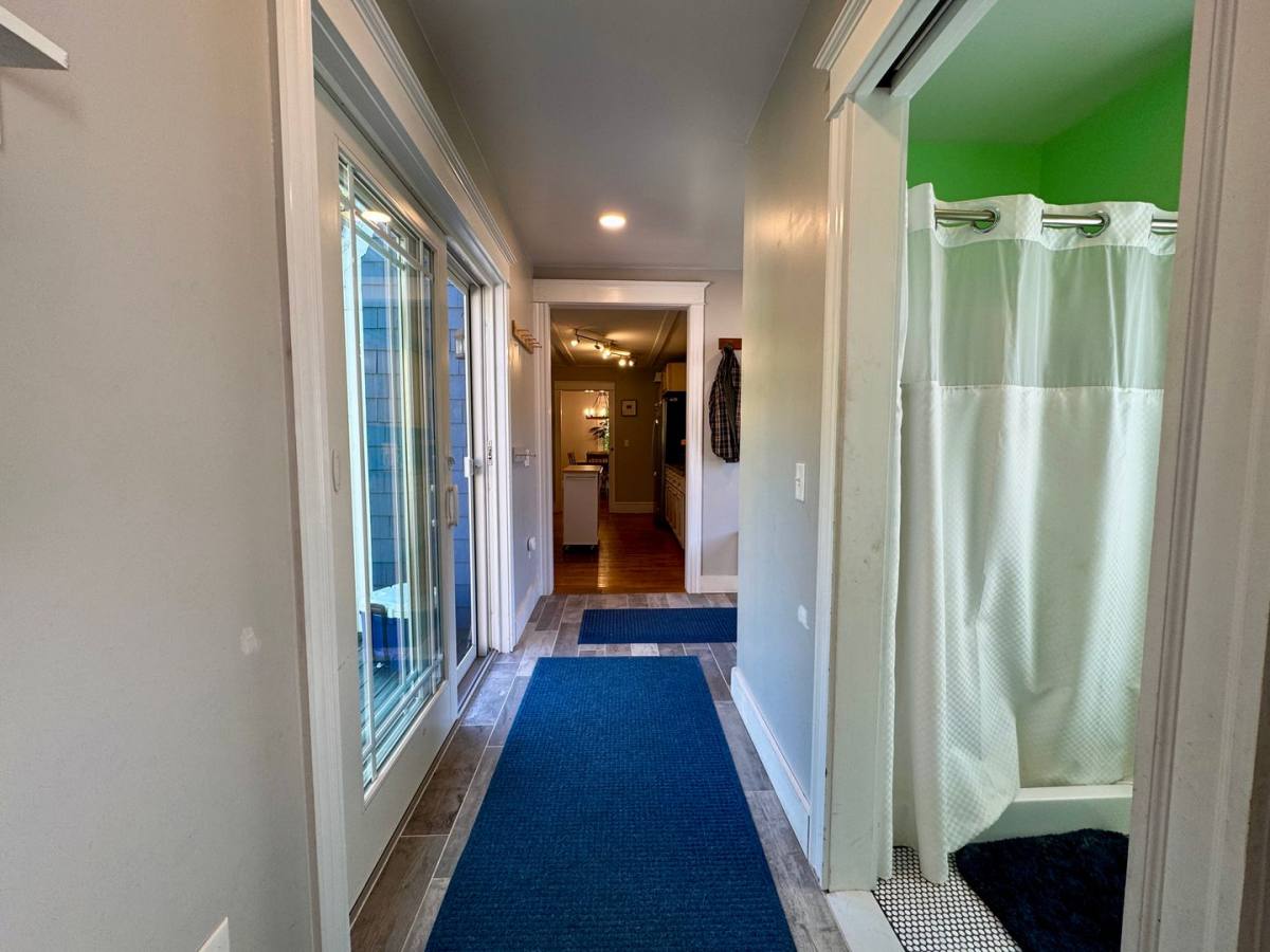 House for rent at 275 Middle Rd, Falmouth, ME 04105