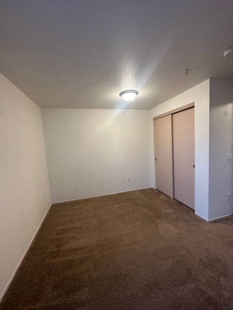 Apartment for rent at 5110 10th Ave NE, Salem, OR 97303