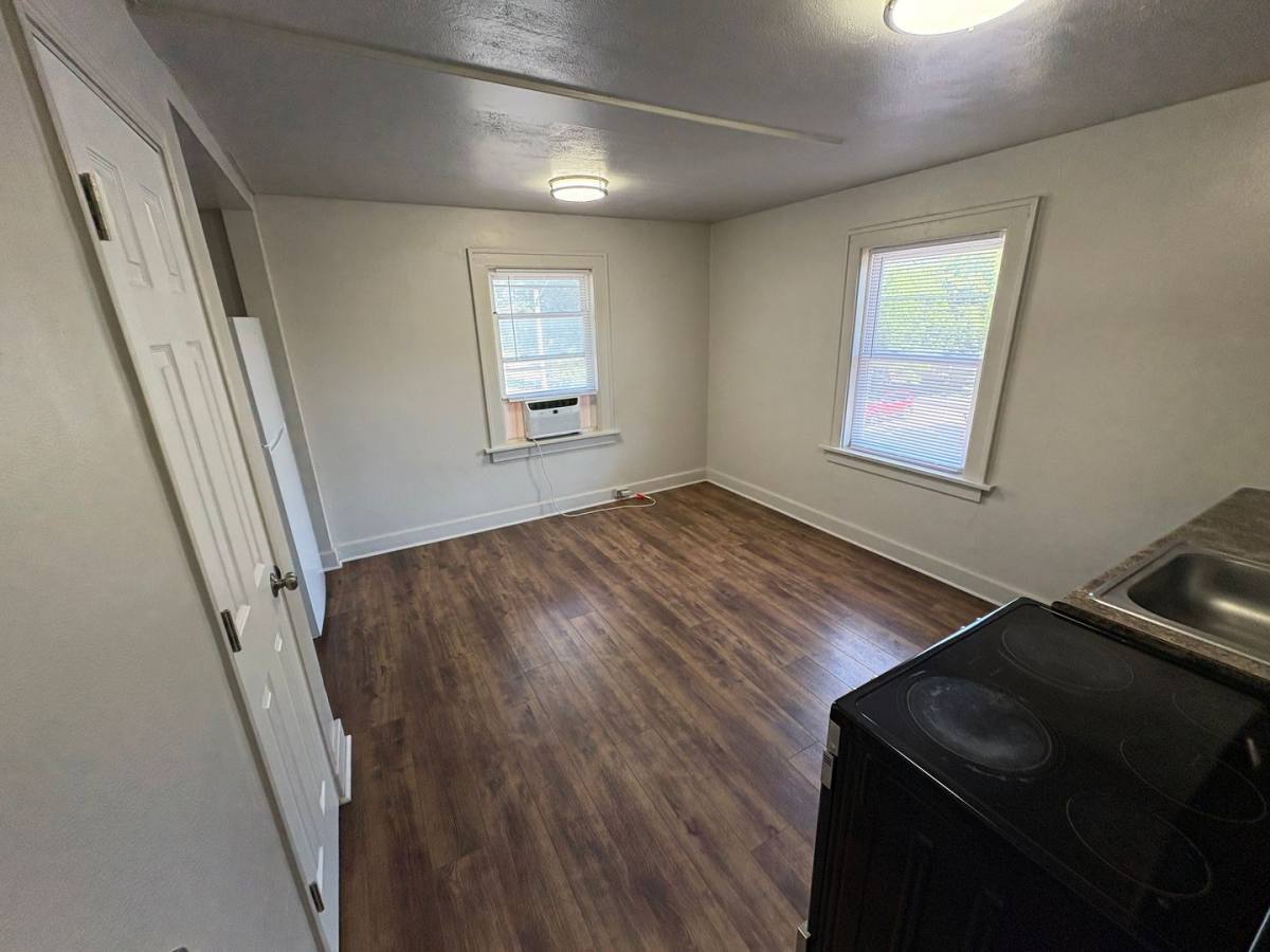 Apartment for rent at 1941 J St, Lincoln, NE 68510