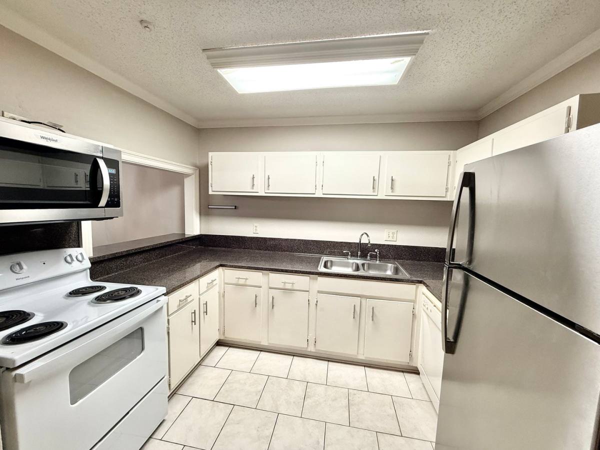 House for rent at 3101 Highland Rd, Baton Rouge, LA 70802