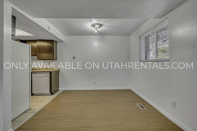 Townhouse for rent at 234 W Foxbridge Dr, Midvale, UT 84047