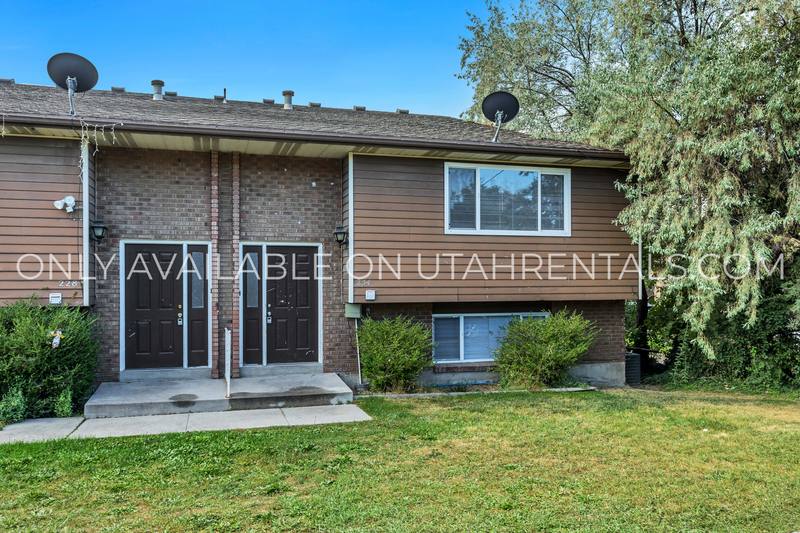 Townhouse for rent at 234 W Foxbridge Dr, Midvale, UT 84047
