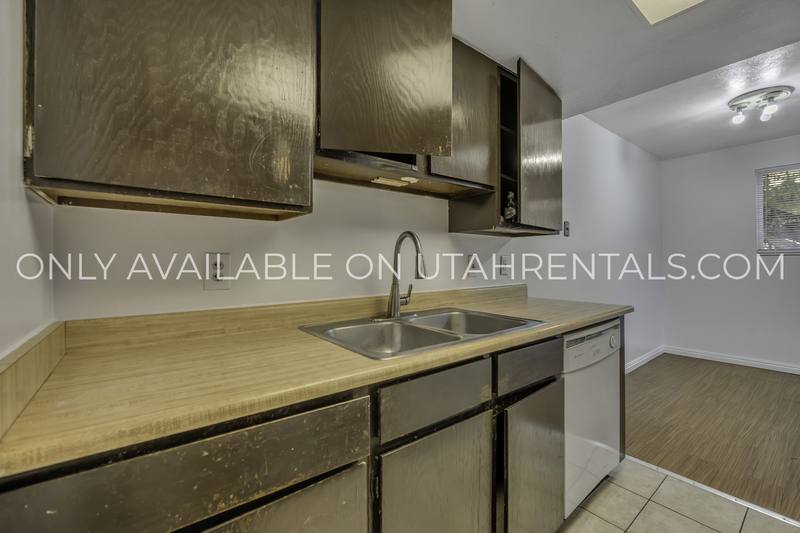 Townhouse for rent at 234 W Foxbridge Dr, Midvale, UT 84047