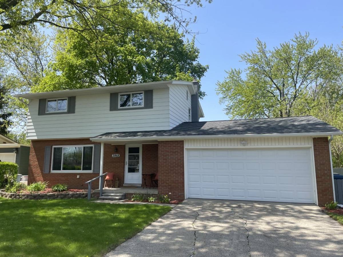 House for rent at 2868 Dayton Dr, Ann Arbor, MI 48108
