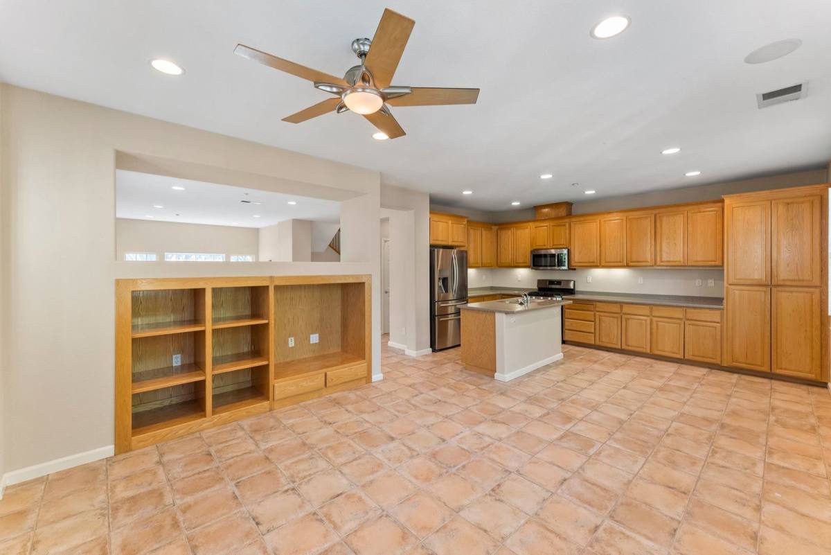 Townhouse for rent at 4032 Crandall Circle, Santa Clara, CA 95054