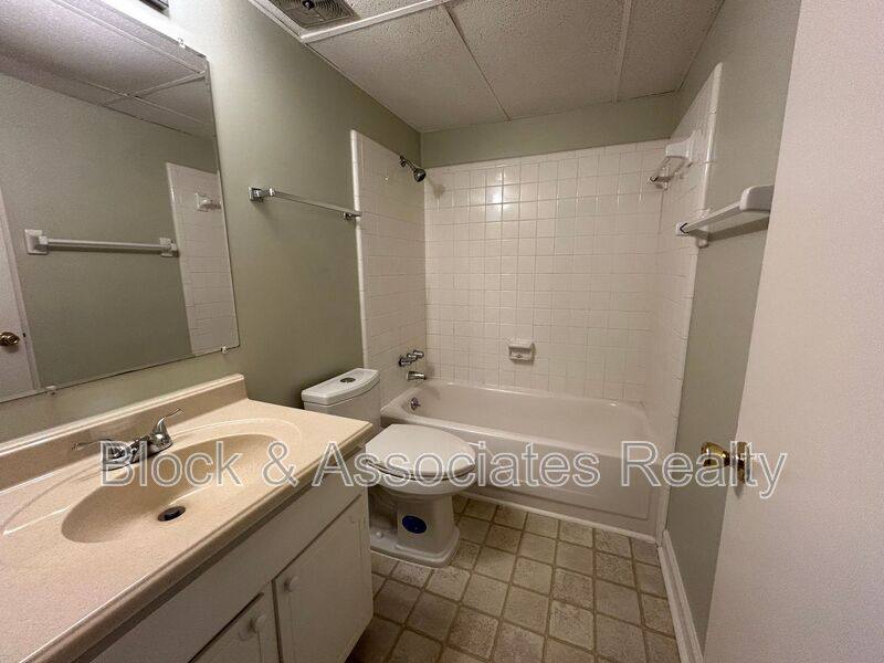 Condo for rent at 3816-H Country Club Rd, Winston Salem, NC 27104