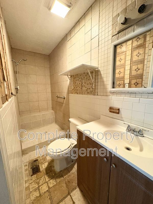 House for rent at 8149 1st Ave S, Birmingham, AL 35206