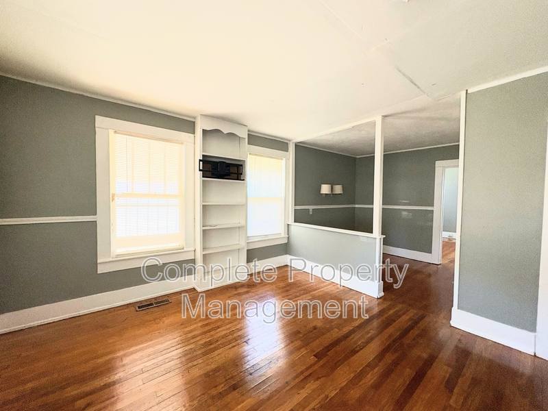 House for rent at 8149 1st Ave S, Birmingham, AL 35206