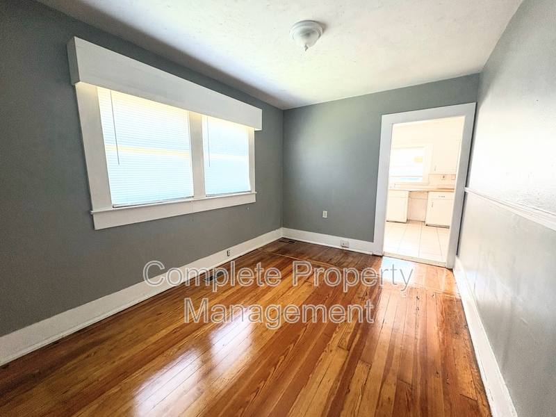 House for rent at 8149 1st Ave S, Birmingham, AL 35206