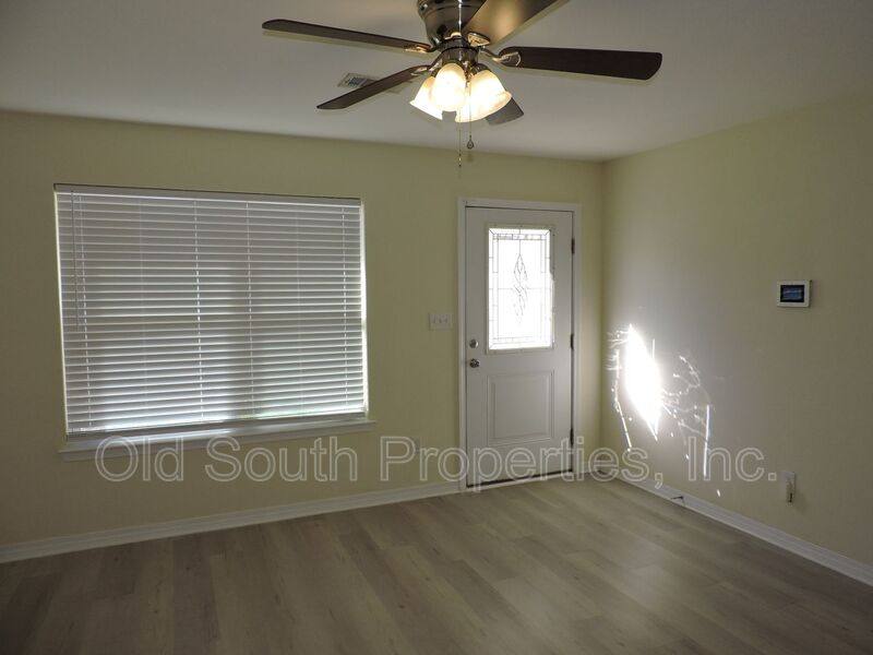House for rent at 1000 Polk Ave, Pensacola, FL 32507