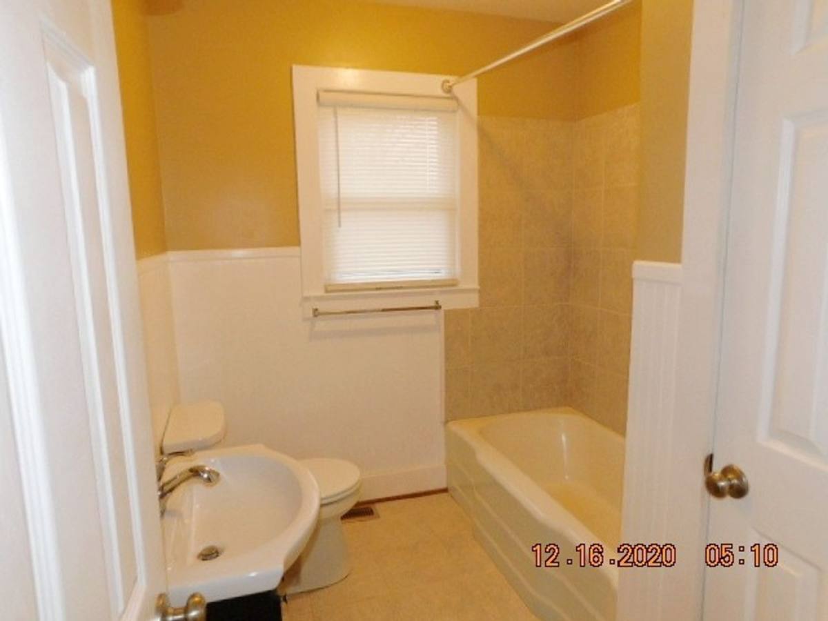 House for rent at 2955 Beatty Rd, Sherrills Ford, NC 28673
