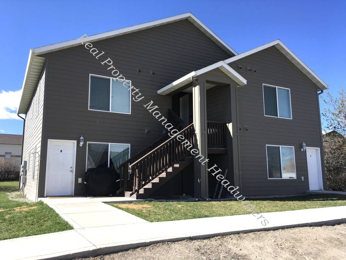 Apartment for rent at 1824 Missoula Ave, Helena, MT 59601