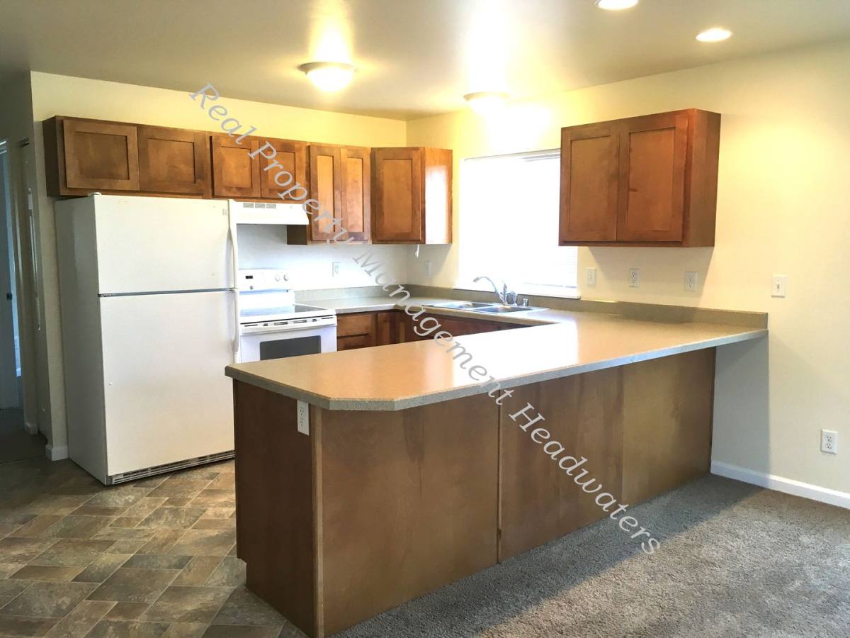 Apartment for rent at 1824 Missoula Ave, Helena, MT 59601