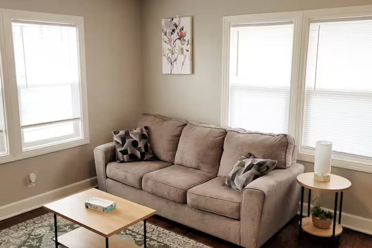Apartment for rent at 4339 Wakeley, Omaha, NE 68131