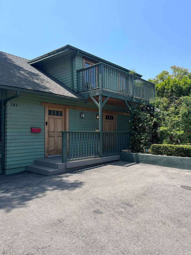 Apartment for rent at 301-303 N Hudson Ave, Pasadena, CA 91101