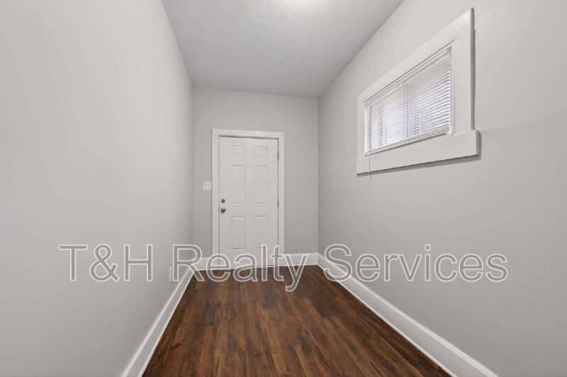 Apartment for rent at 926 W 32nd St, Indianapolis, IN 46208