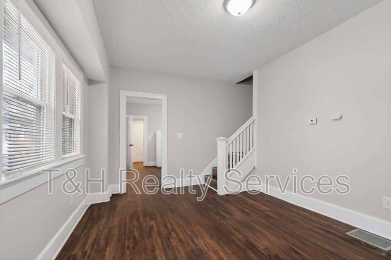 Apartment for rent at 926 W 32nd St, Indianapolis, IN 46208