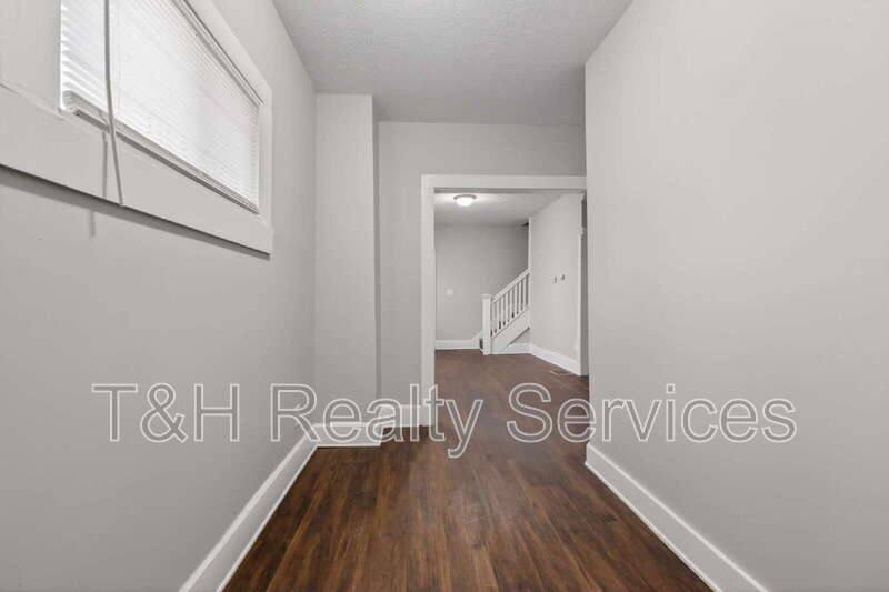 Apartment for rent at 926 W 32nd St, Indianapolis, IN 46208